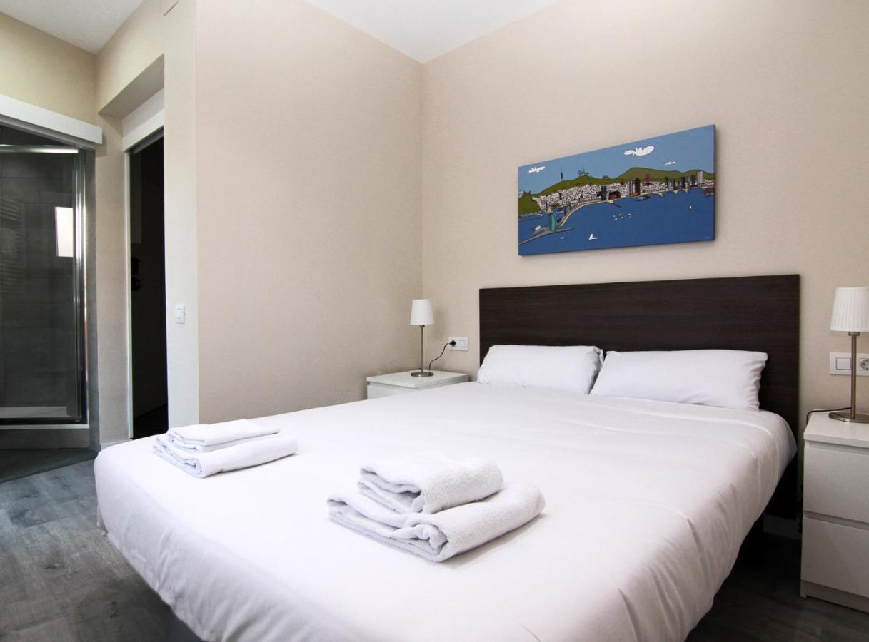 Felip - Spacious And Quiet Apartments Barcelona Bagian luar foto