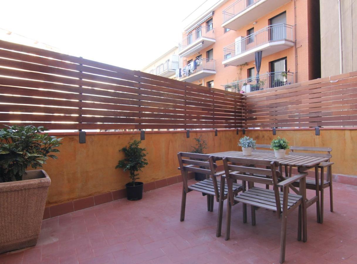 Felip - Spacious And Quiet Apartments Barcelona Bagian luar foto