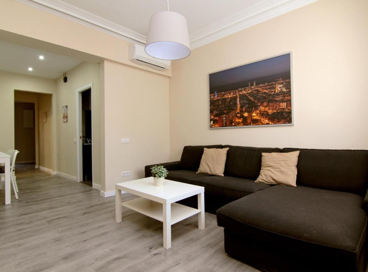 Felip - Spacious And Quiet Apartments Barcelona Bagian luar foto